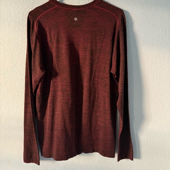 Lululemon Metal Vent Tech Long Sleeve Top Run Workout - Picture 2 of 13